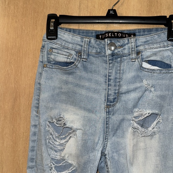 Tinseltown Light Blue Distressed Jeans - Picture 2 of 6